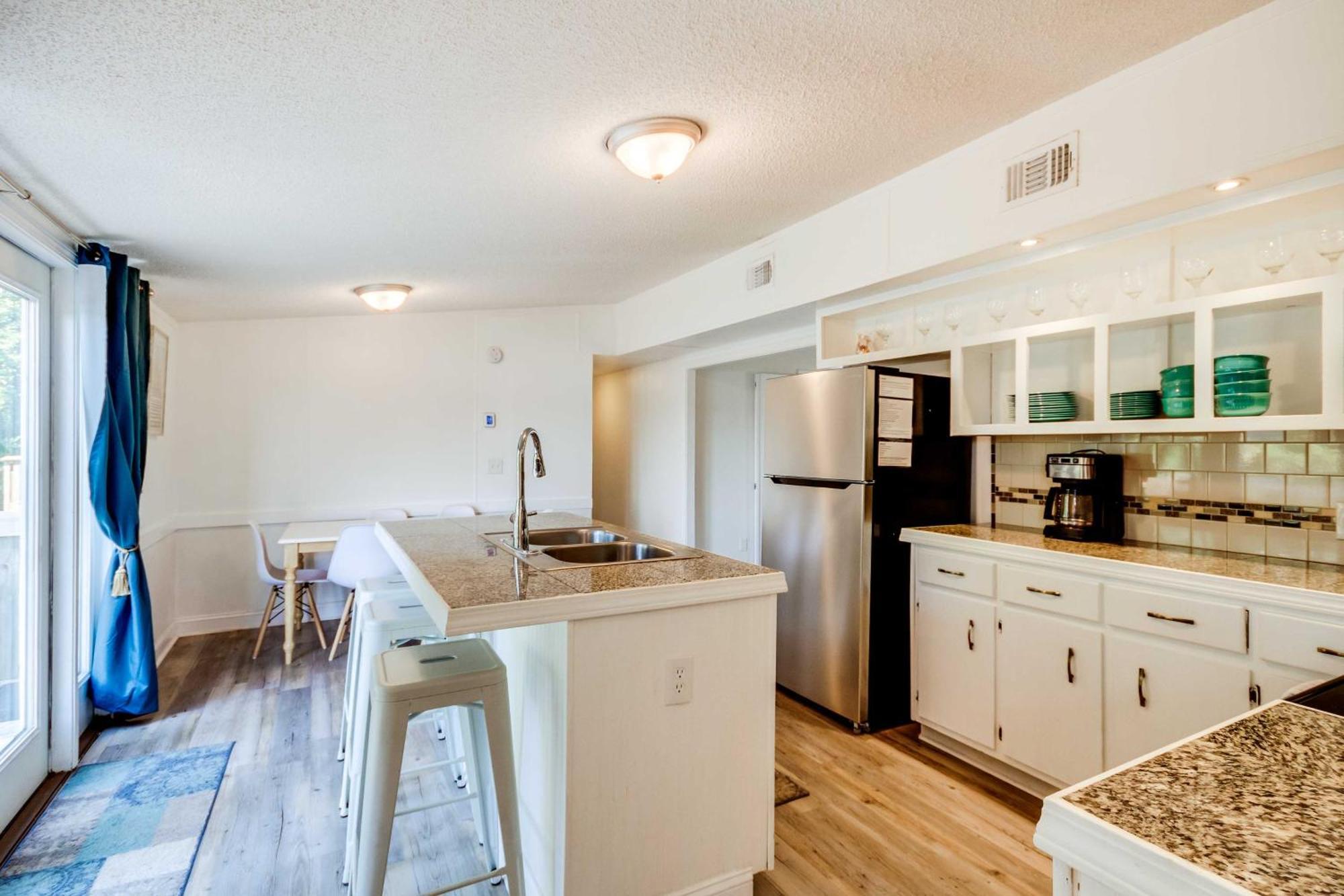 Stunning Pensacola Home, 8 Mi To Downtown! Ngoại thất bức ảnh
